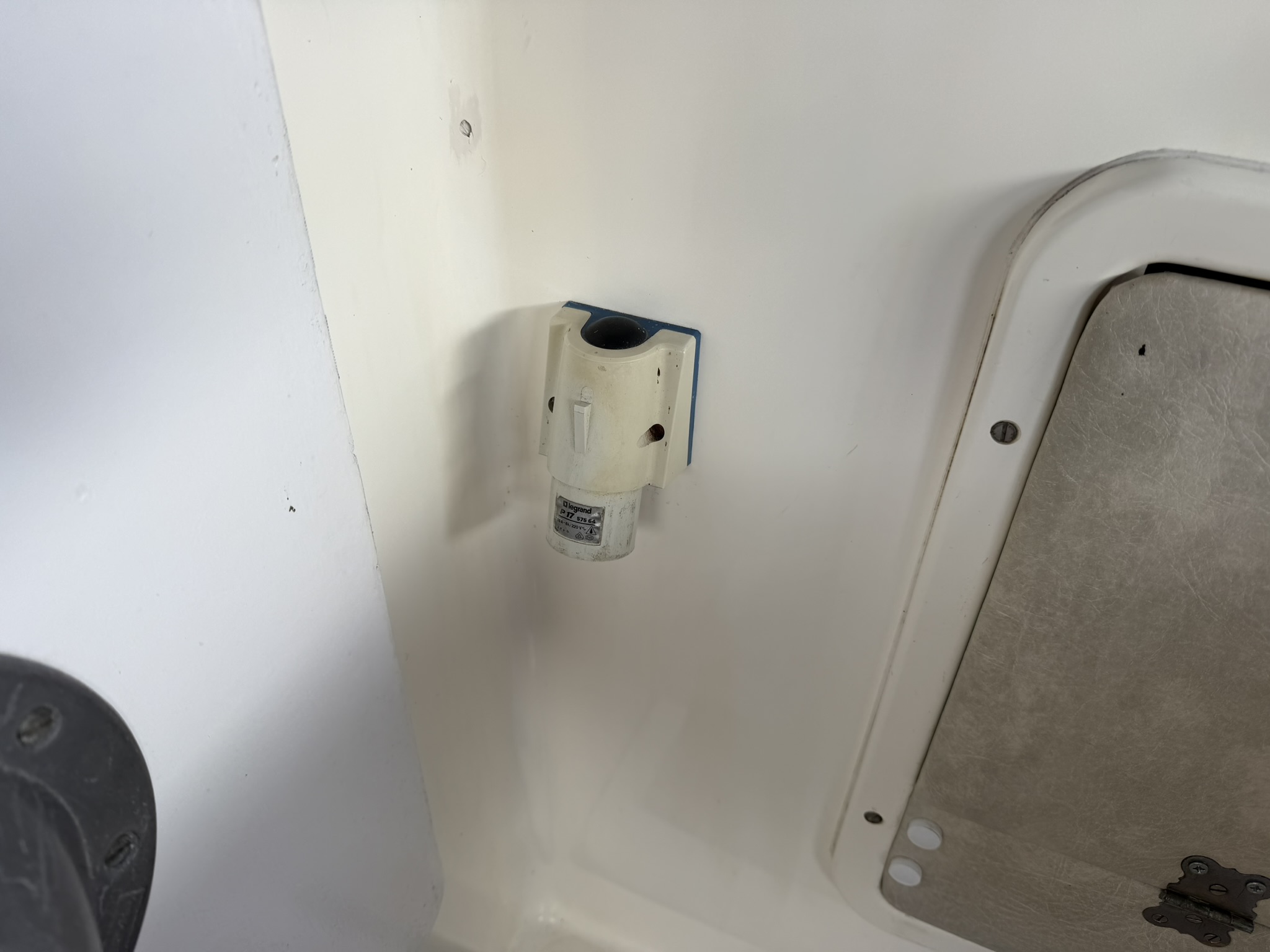 Fairline Mirage Aft Cabin 'Maggie May' - Image 33