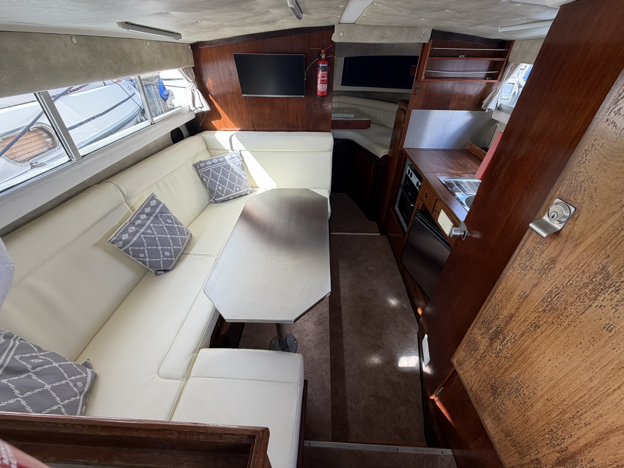 Fairline Mirage Aft Cabin 'Maggie May' - Image 7