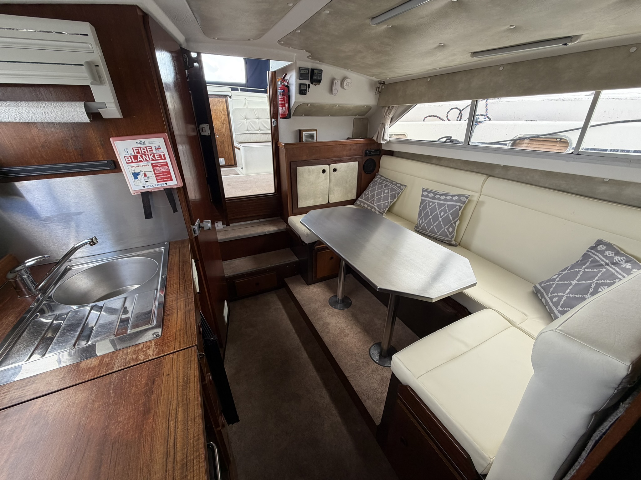 Fairline Mirage Aft Cabin 'Maggie May' - Image 11